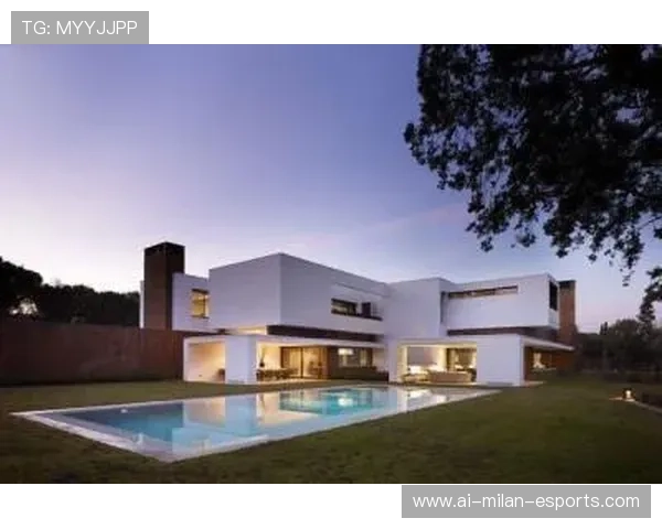 足球巨星豪宅揭秘：走进梅西、C罗与贝克汉姆的奢华居住空间